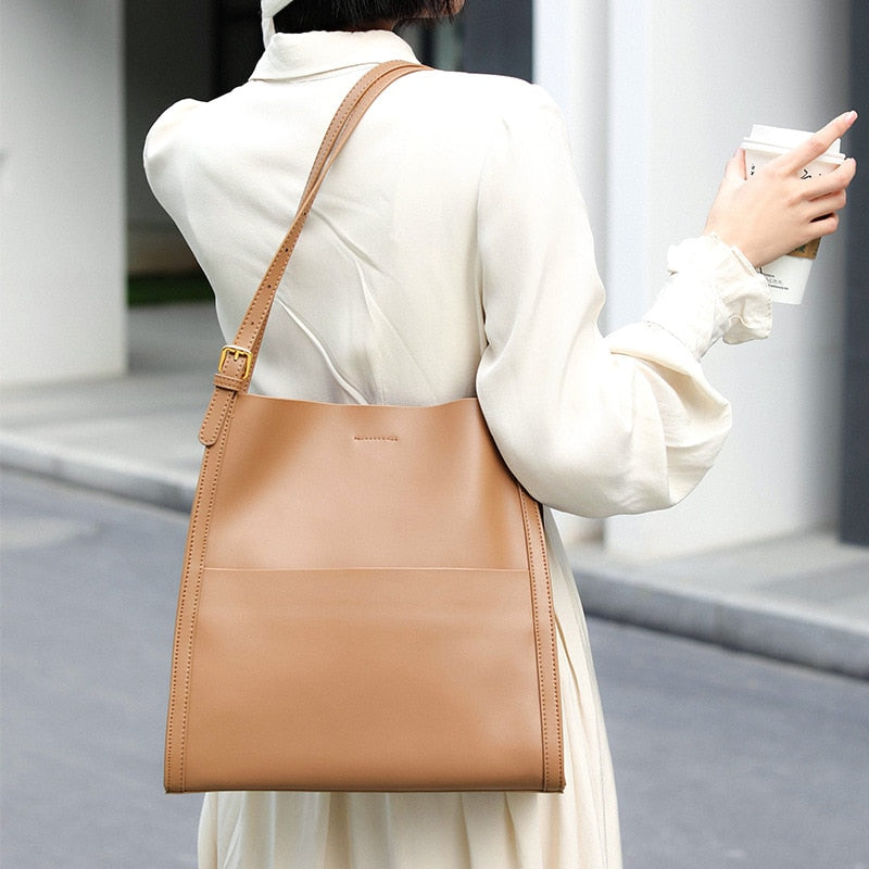 Sac Bandoulière à Epaule Classique en Cuir